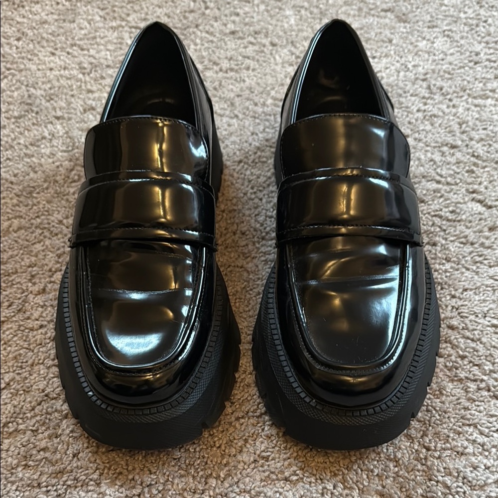 Women’s Black Loafers